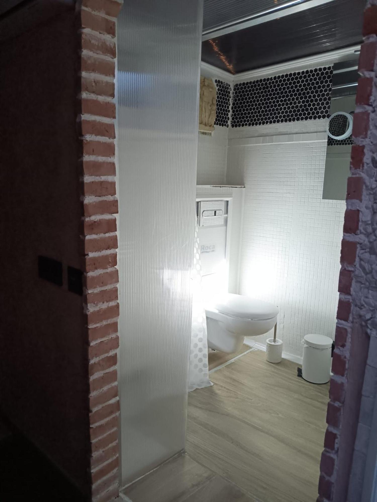Hotel Tiny House La Pobla de Vallbona Exterior foto